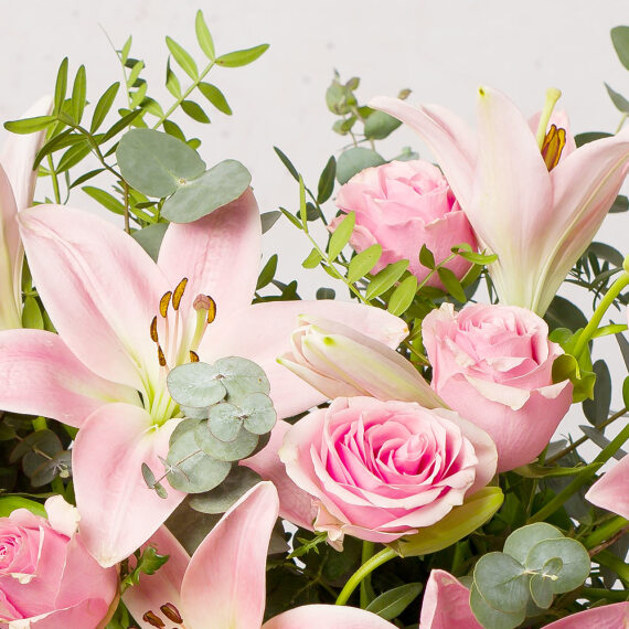 Rose and Lily Bouquet - Maybelline Makeup Sky High Mascara review and price