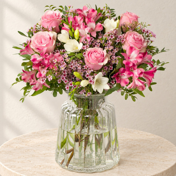 Pink Roses and Freesias - Maybelline Makeup Sky High Mascara review and price